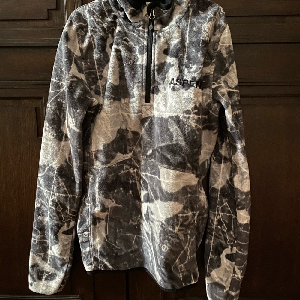Quiksilver 1/4-zip fleece “Aspen” sweatshirt